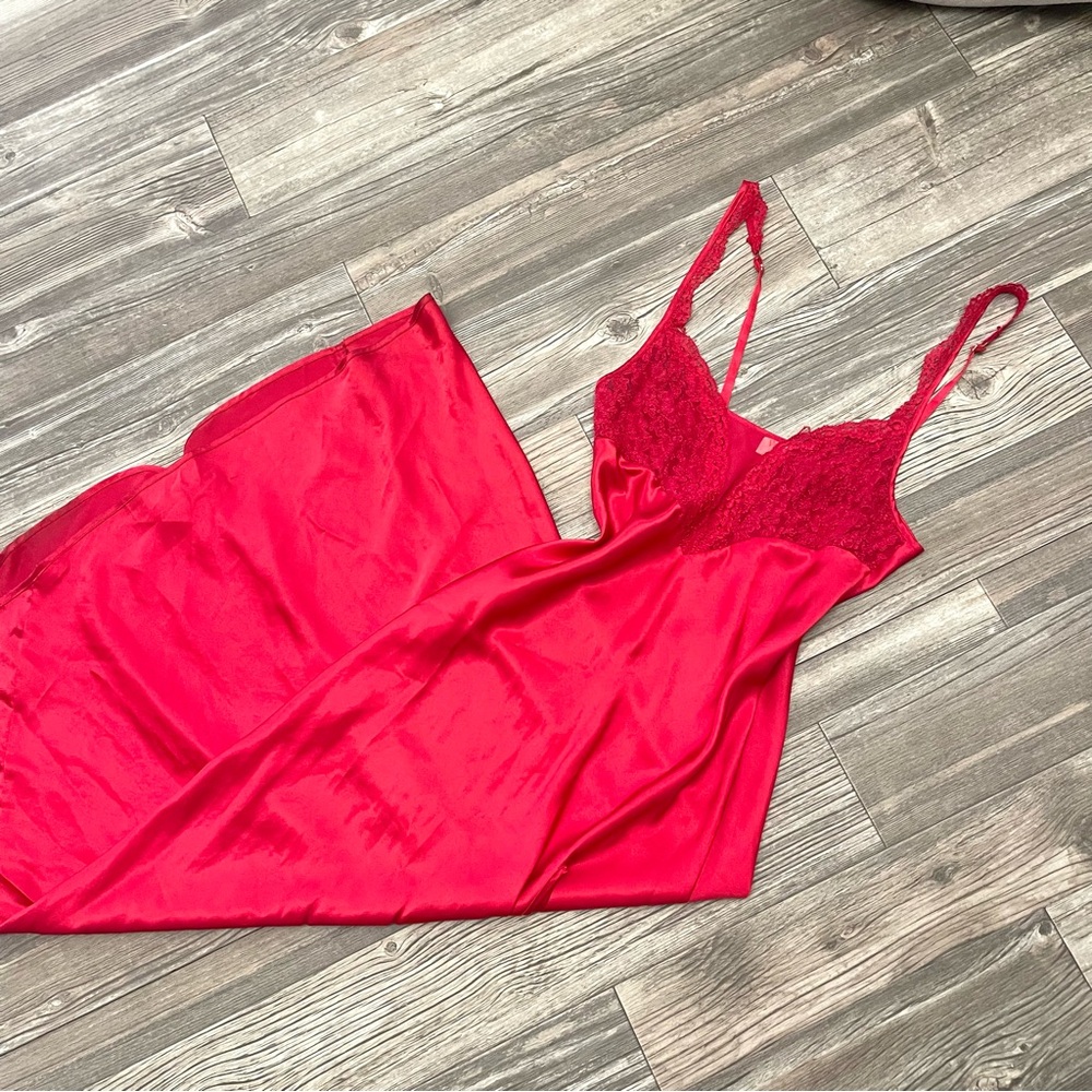 Vintage victoria’s Secret Red Lace Nightgown